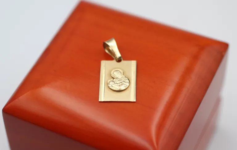 zlota-zawieszka-matka-boska-p585-w203g-ean-gtin-5900025479223