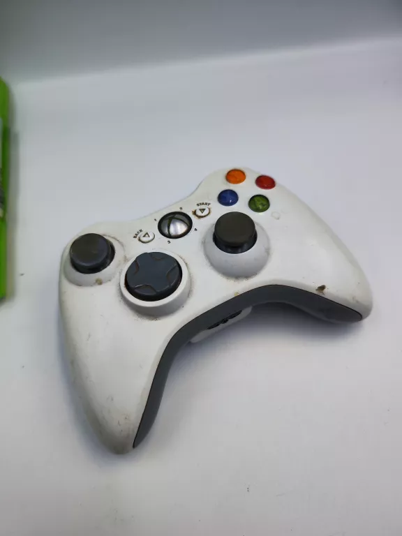 zestaw-gry-na-xbox-360-granice-wiekowe-pegi-215894-272174