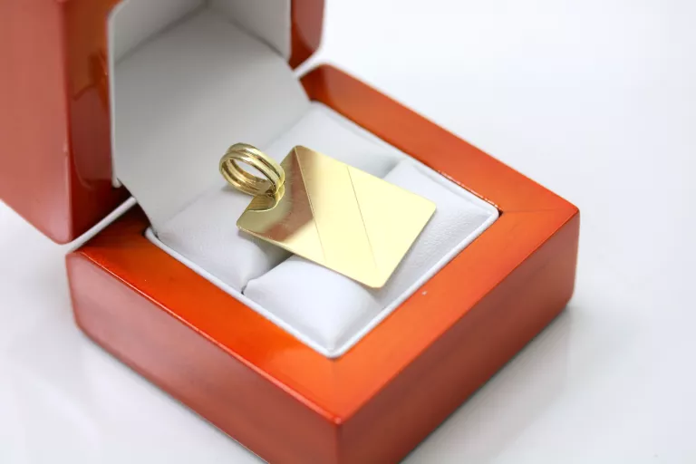 zlota-zawiesza-blaszka-26x20mm-w349-p585-material-15835-2