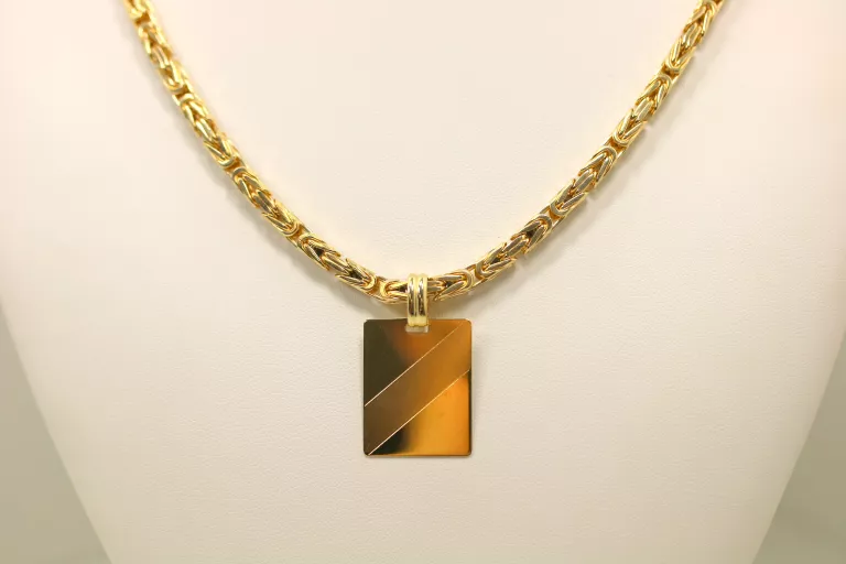 zlota-zawiesza-blaszka-26x20mm-w349-p585-stan-11323-2