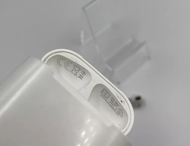 sluchawki-airpods-4-stan-11323-2