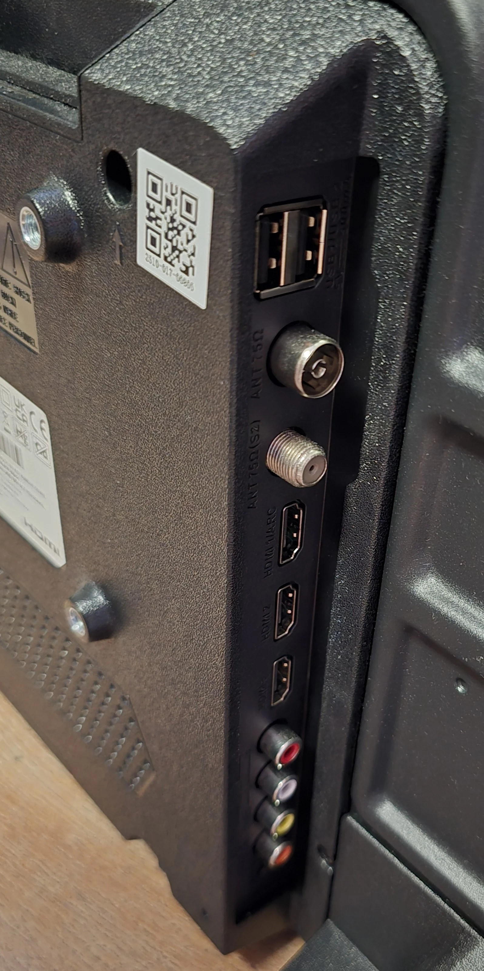 telewizor-sharp-32ha1705e-dvb-t2-przekatna-ekranu-cale-3200