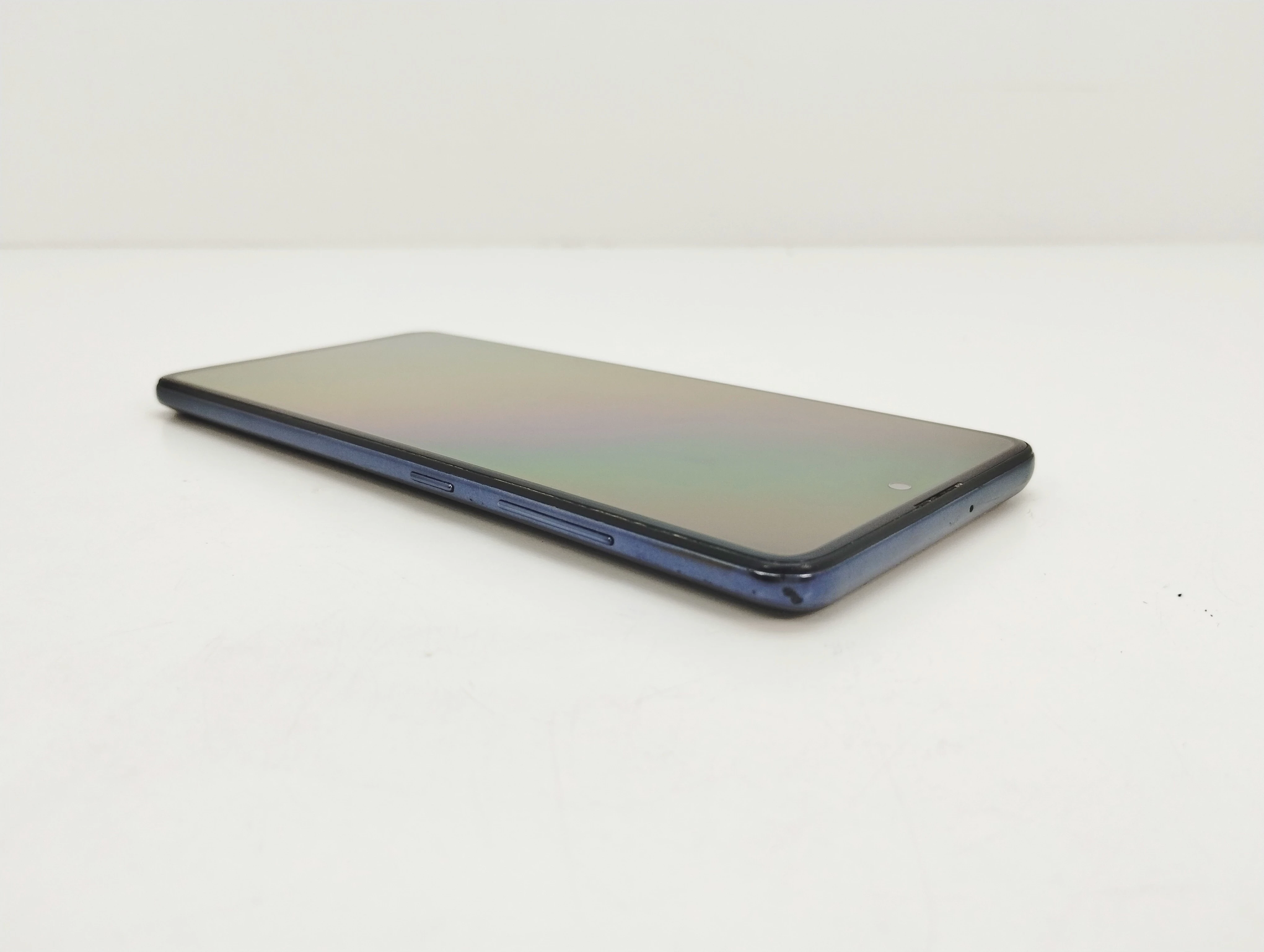 telefon-samsung-galaxy-a51-4gb128gb-przekatna-ekranu-650