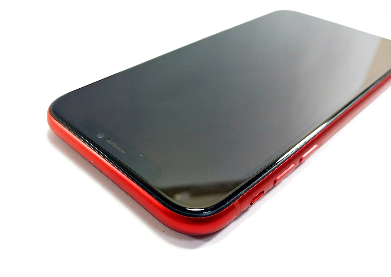 telefon-apple-iphone-xr-128gb-81-pud-przekatna-ekranu-610
