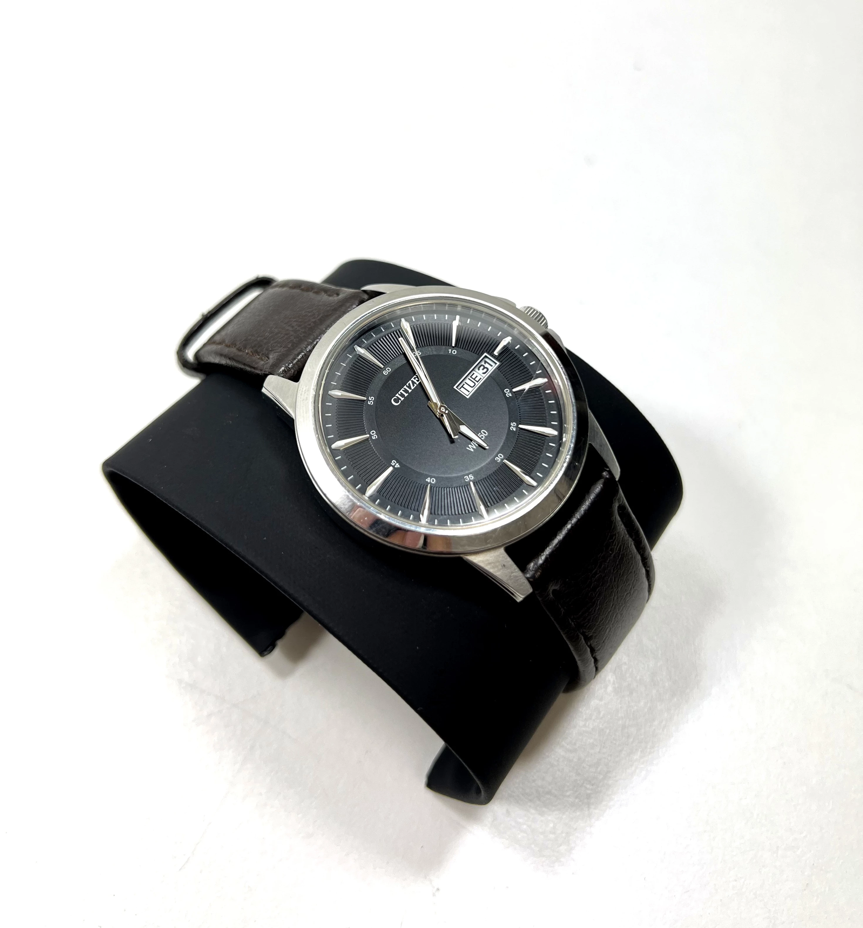 zegarek-meski-citizen-1502-s097827-pudelko-rodzaj-129220-1