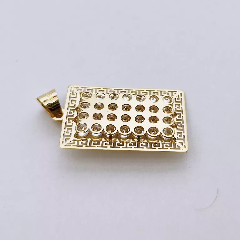 zlota-zawieszka-z-matka-boska-196g-pr585-cyrkonie-cechy-207006-4