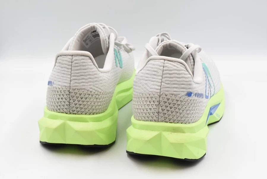 buty-do-biegania-meskie-new-balance-fuelcell-propel-v5-r44-ean-gtin-5906224596761