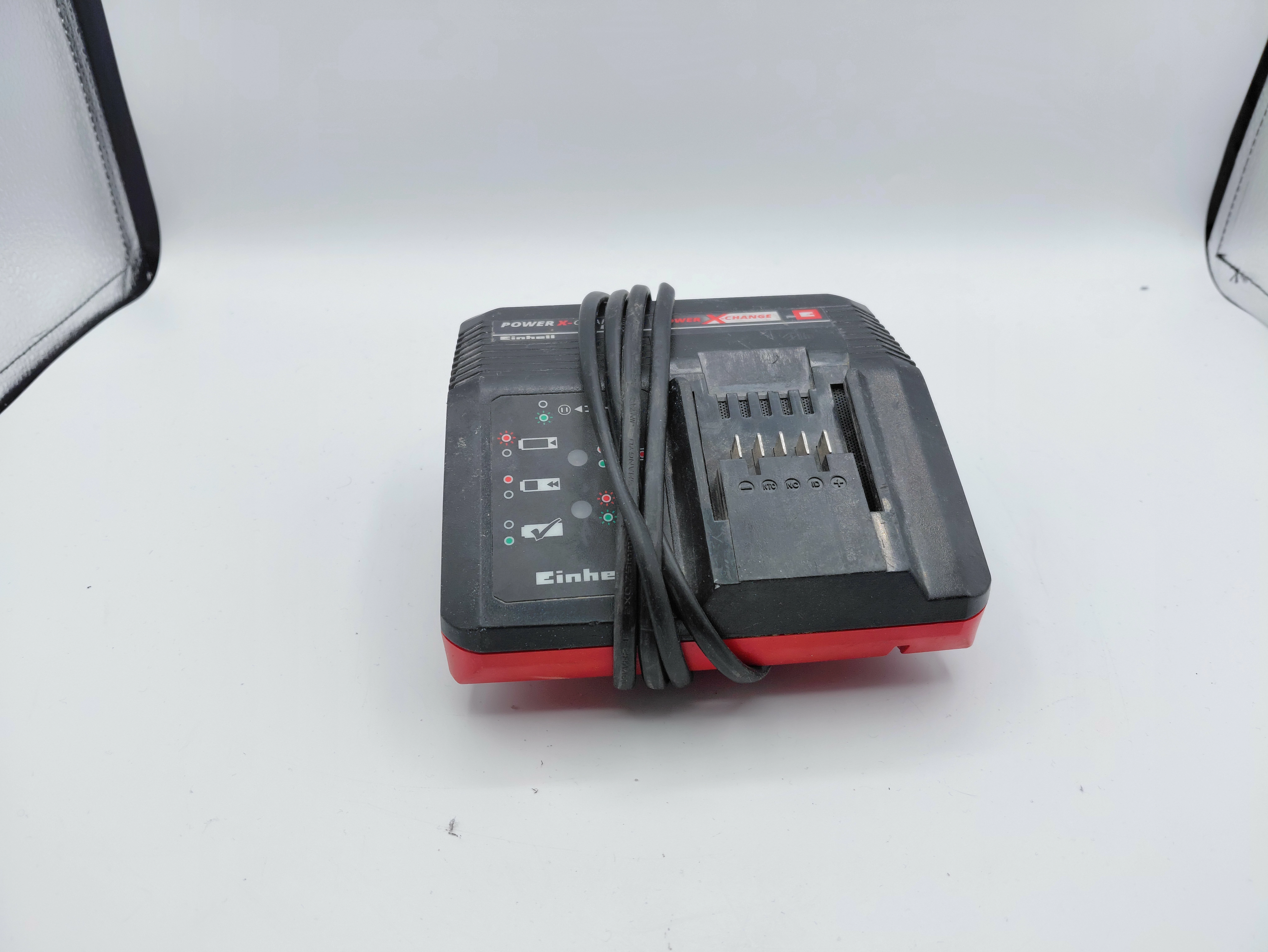 szlifierka-katowa-einhell-te-ag-ladowarka-stan-11323-2