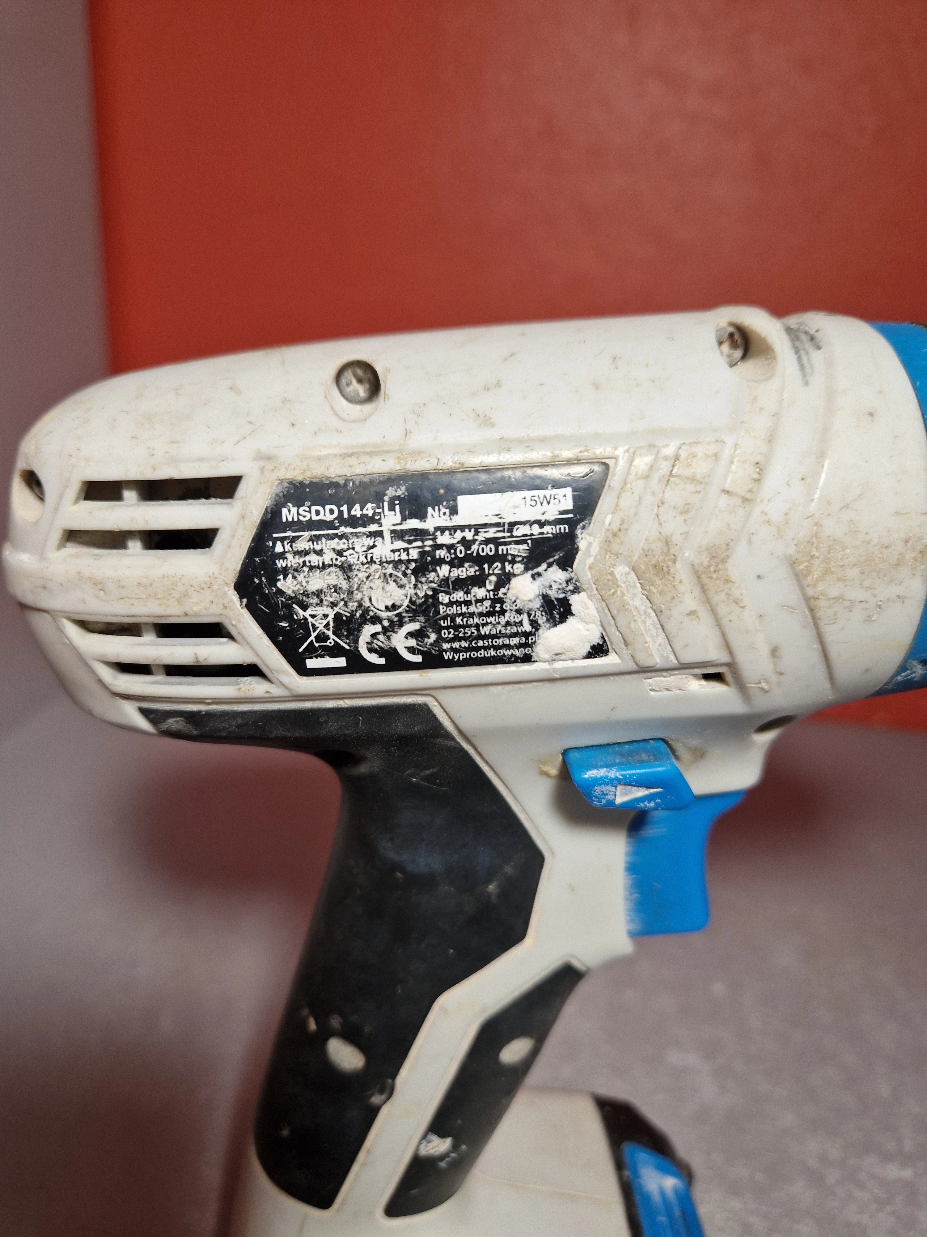 wkretarka-macallister-msdd-144-li-2x-aku-13ah-ladowarka-pojemnosc-akumulatora-130