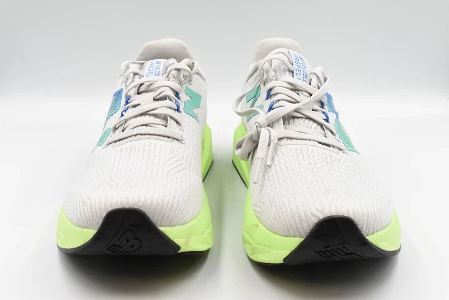 buty-do-biegania-meskie-new-balance-fuelcell-propel-v5-r44-stan-11323-2