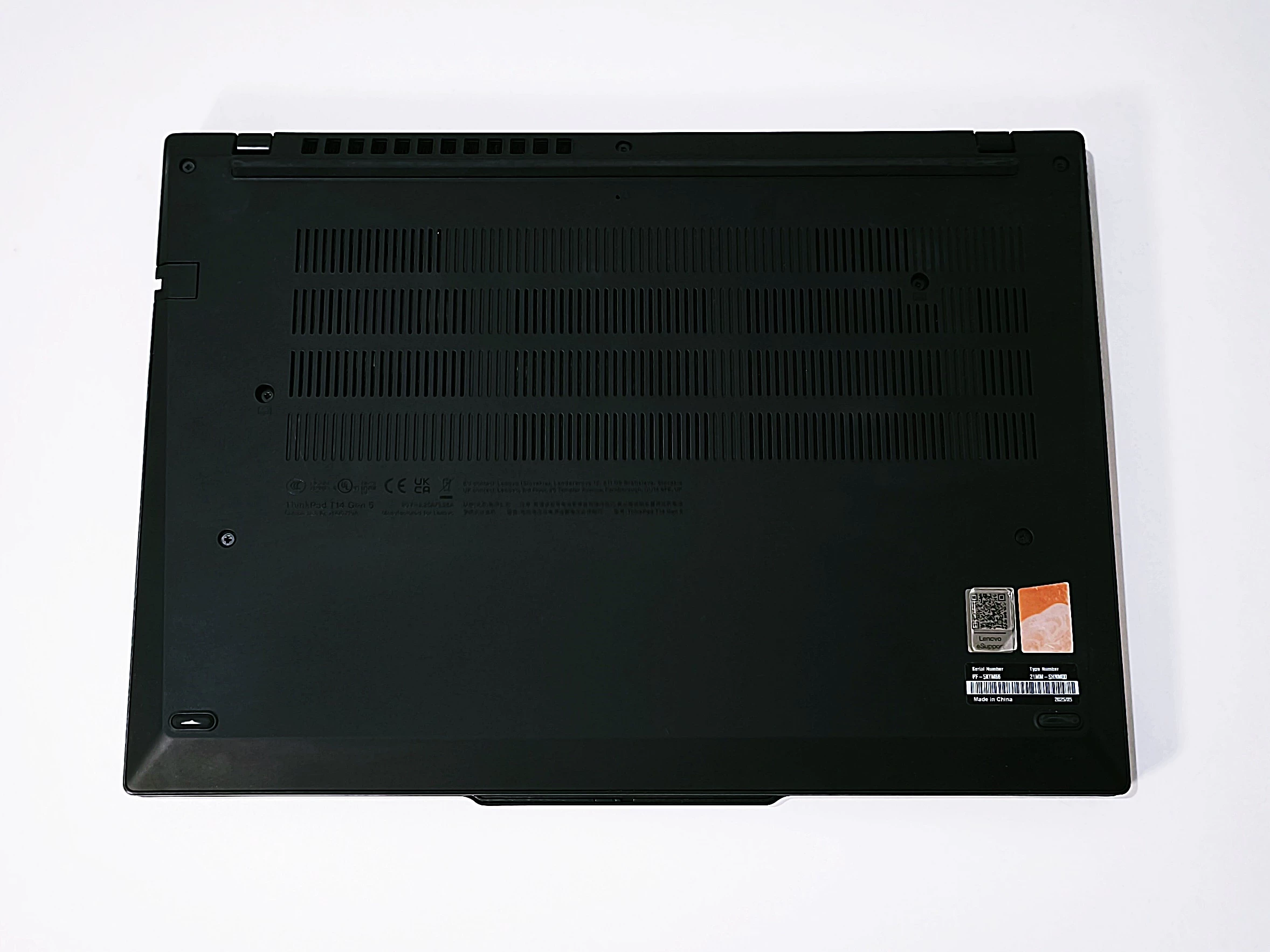 lenovo-thinkpad-t14-5th-gen-16-gb256-gb-wielkosc-pamieci-ram-200941-2193