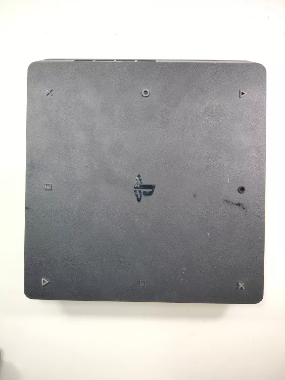 konsola-ps4-1tb-stan-11323-2
