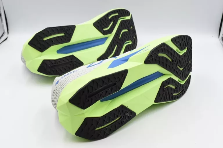 buty-do-biegania-meskie-new-balance-fuelcell-propel-v5-r44-material-zewnetrzny-64-6