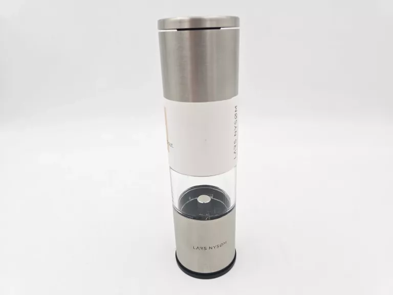 lars-nysom-mlynek-do-papryki-chilli-model-lagom