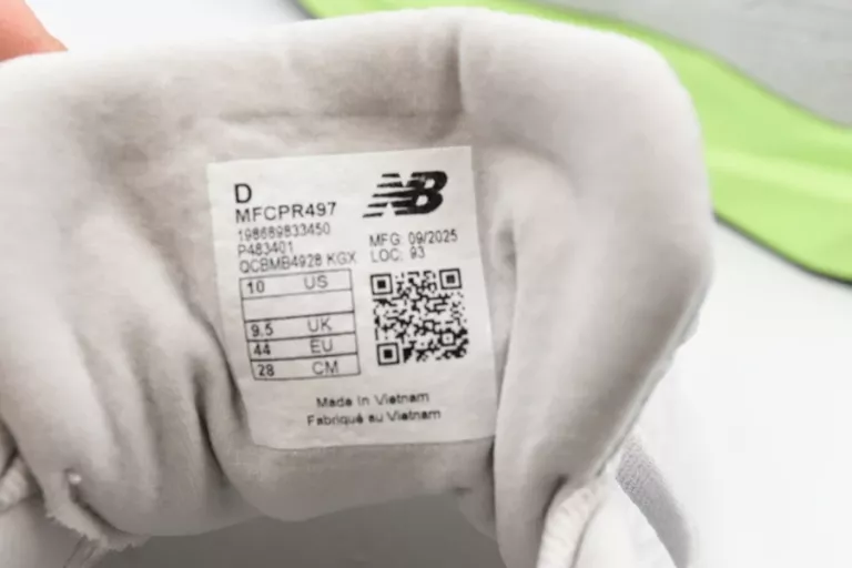 buty-do-biegania-meskie-new-balance-fuelcell-propel-v5-r44-dlugosc-wkladki-2750