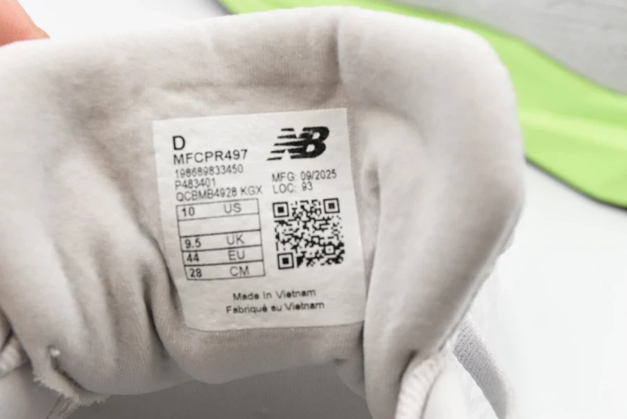 buty-do-biegania-meskie-new-balance-fuelcell-propel-v5-r44-dlugosc-wkladki-2750