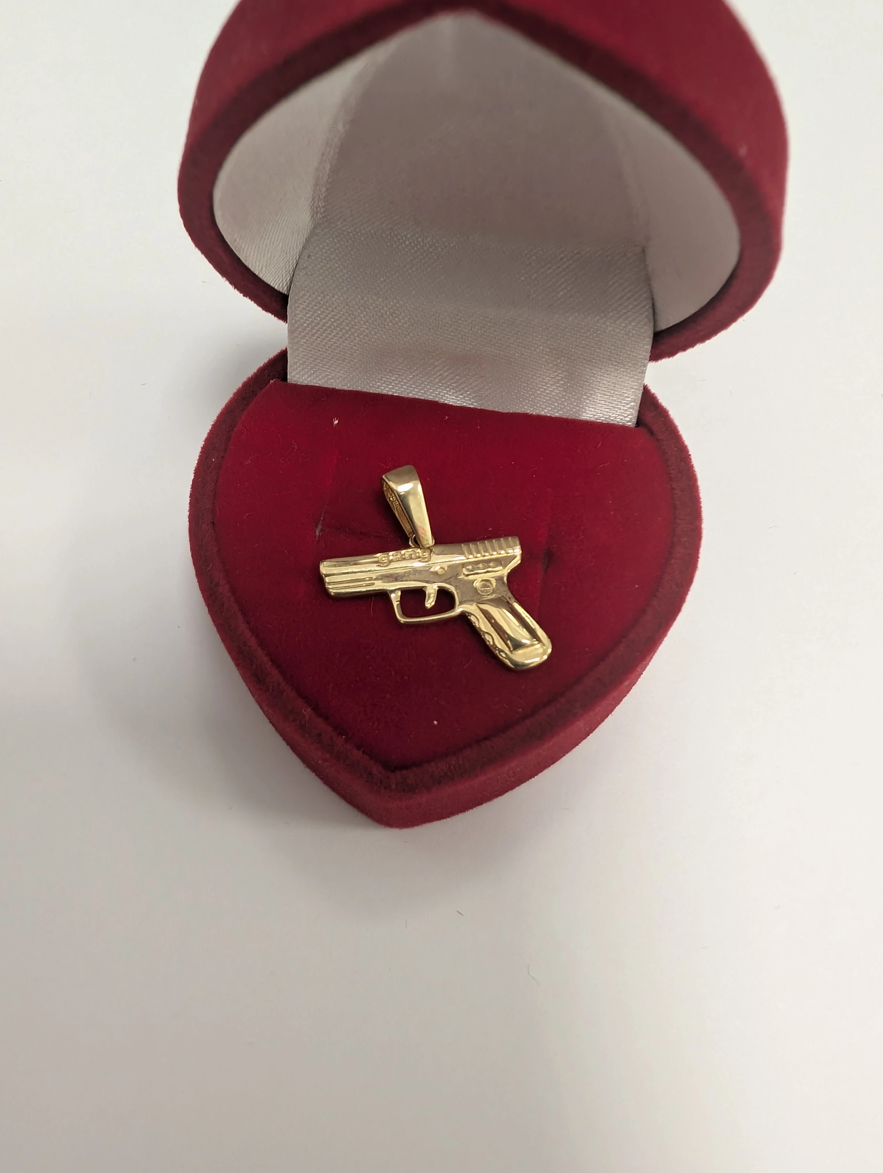 zltoa-zawieszka-p585-092g-wierzynskiego-20-legnica