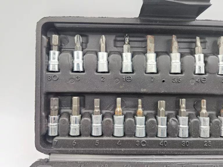 klucze-nasadowe-z-grzechotka-46szt-ean-gtin-5905884086254