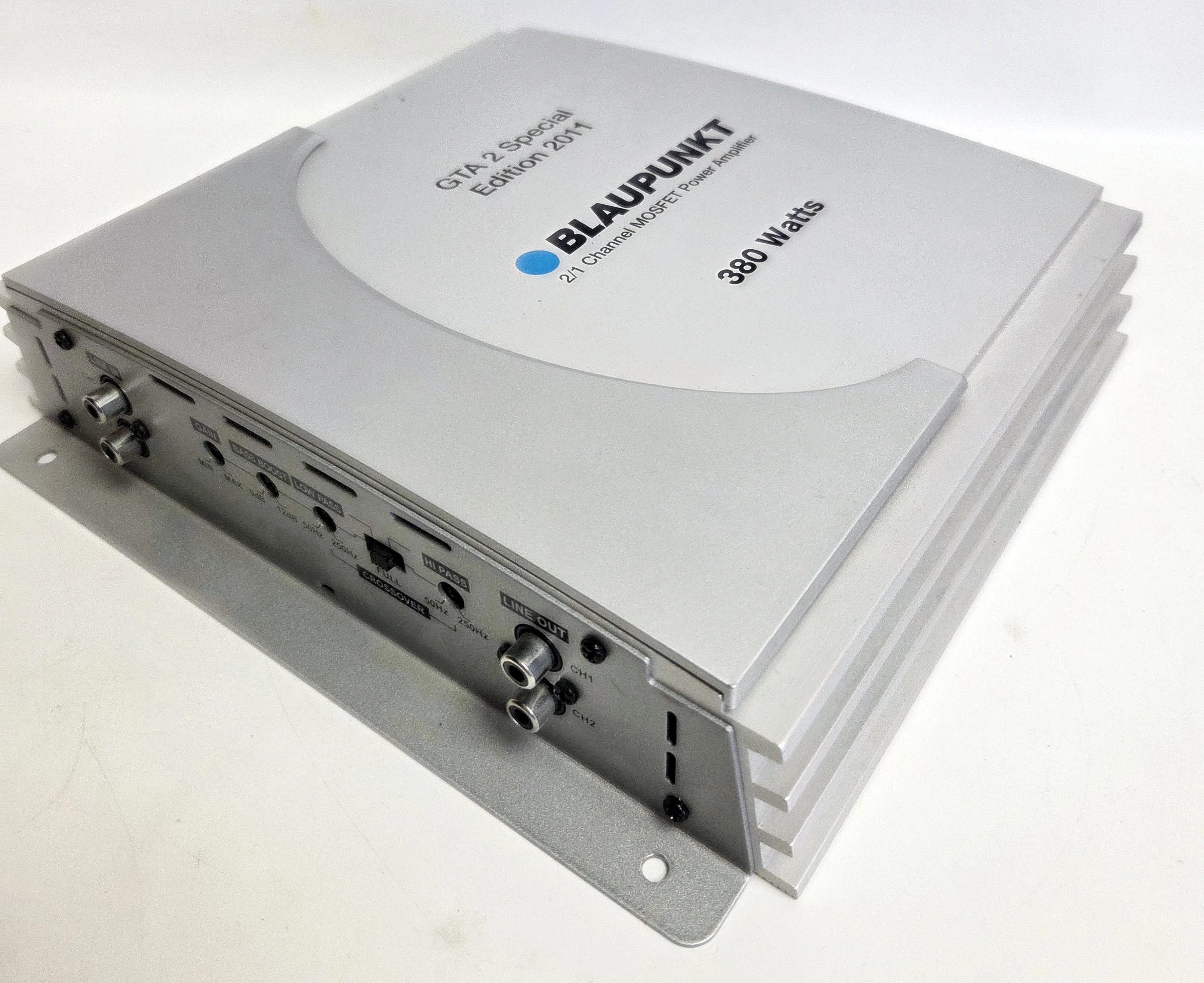 blaupunkt-wzmacniacz-gta-2-special-edition-2011-kod-producenta-3165144338703