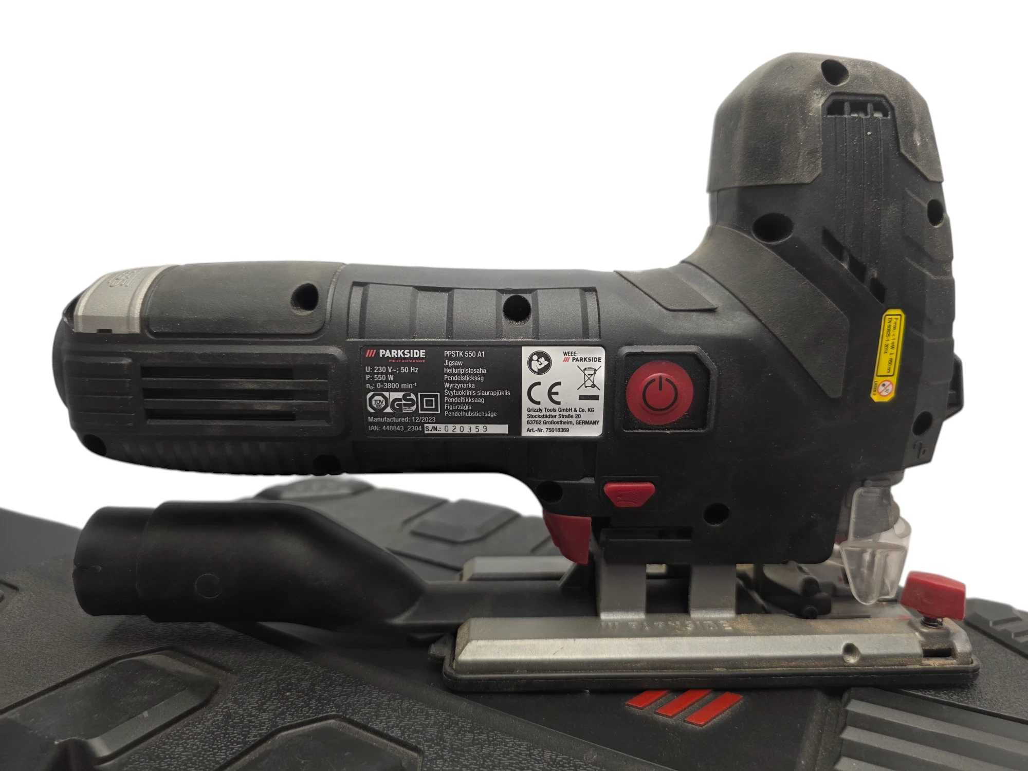 wyrzynarka-parkside-ppstka-550-a1-walizka-mocowanie-brzeszczotu-205041-222245