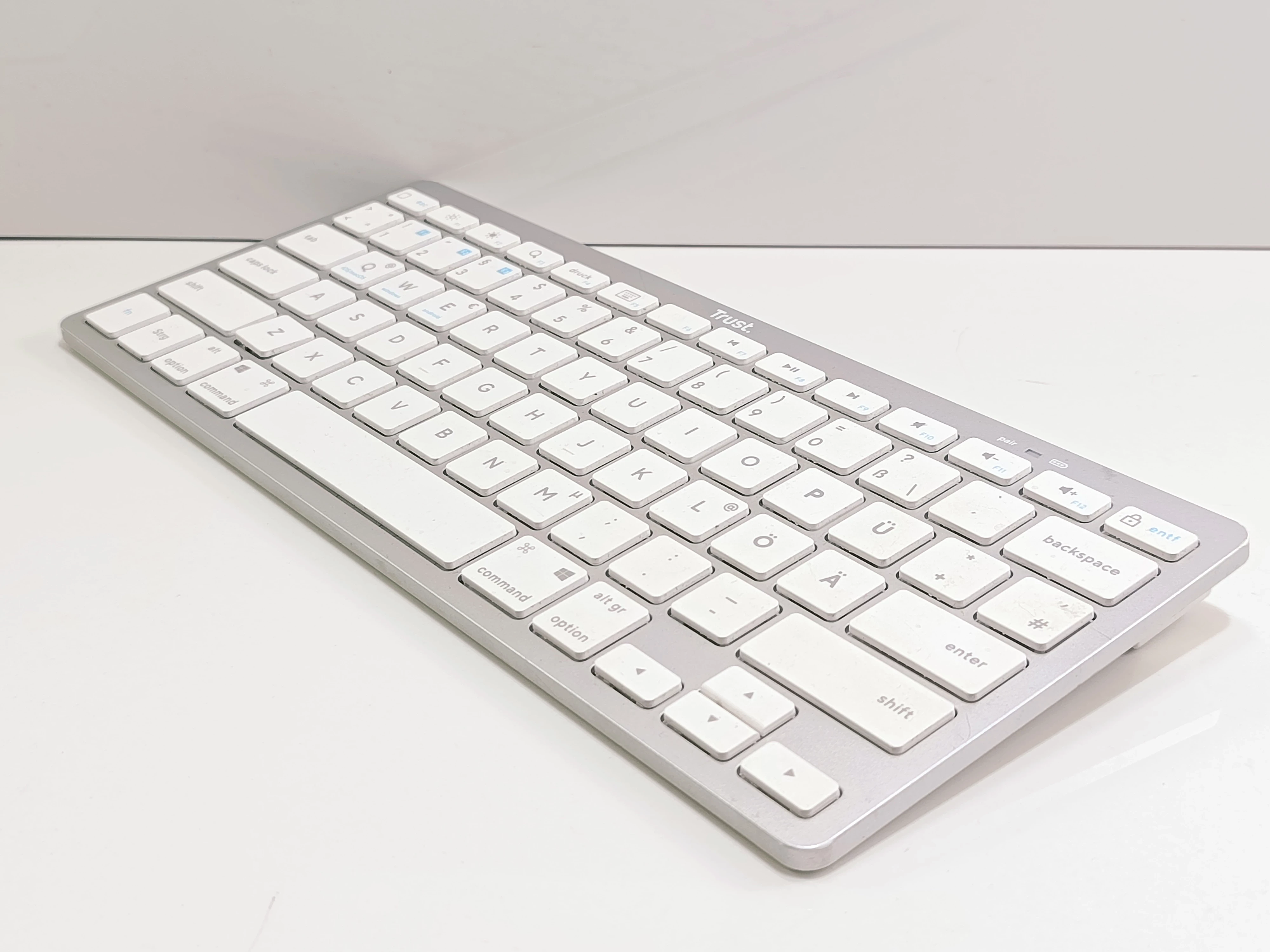 klawiatura-bezrpzewodowa-trust-24651-stan-11323-2