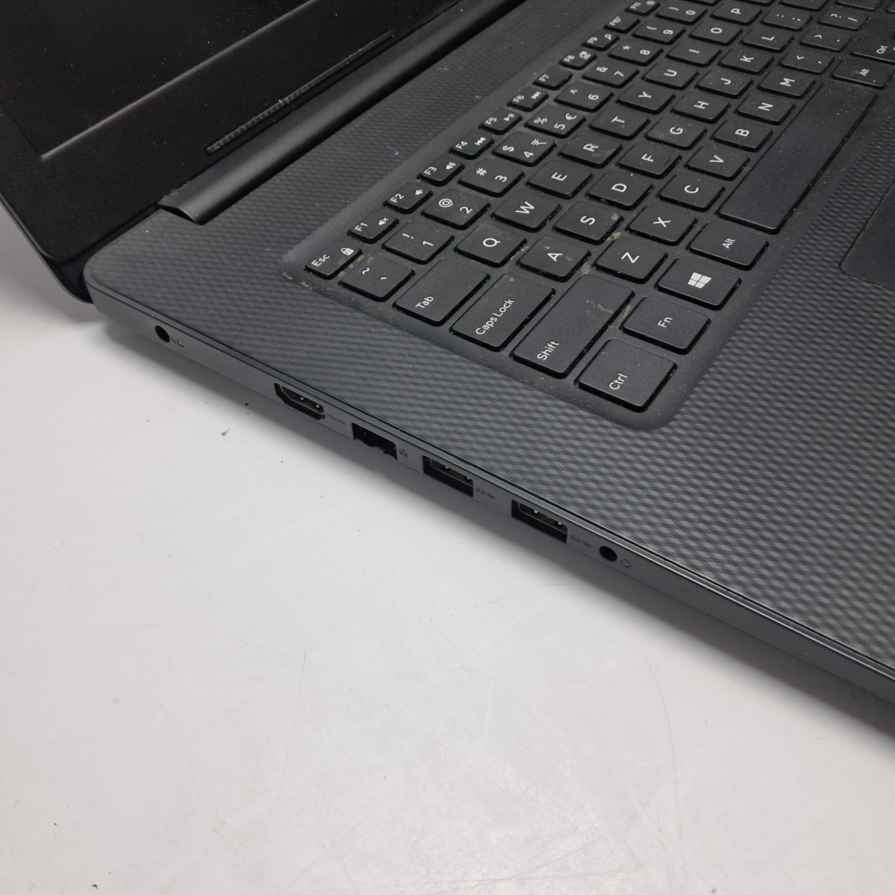 laptop-dell-inspiron-p35e-przekatna-ekranu-1730