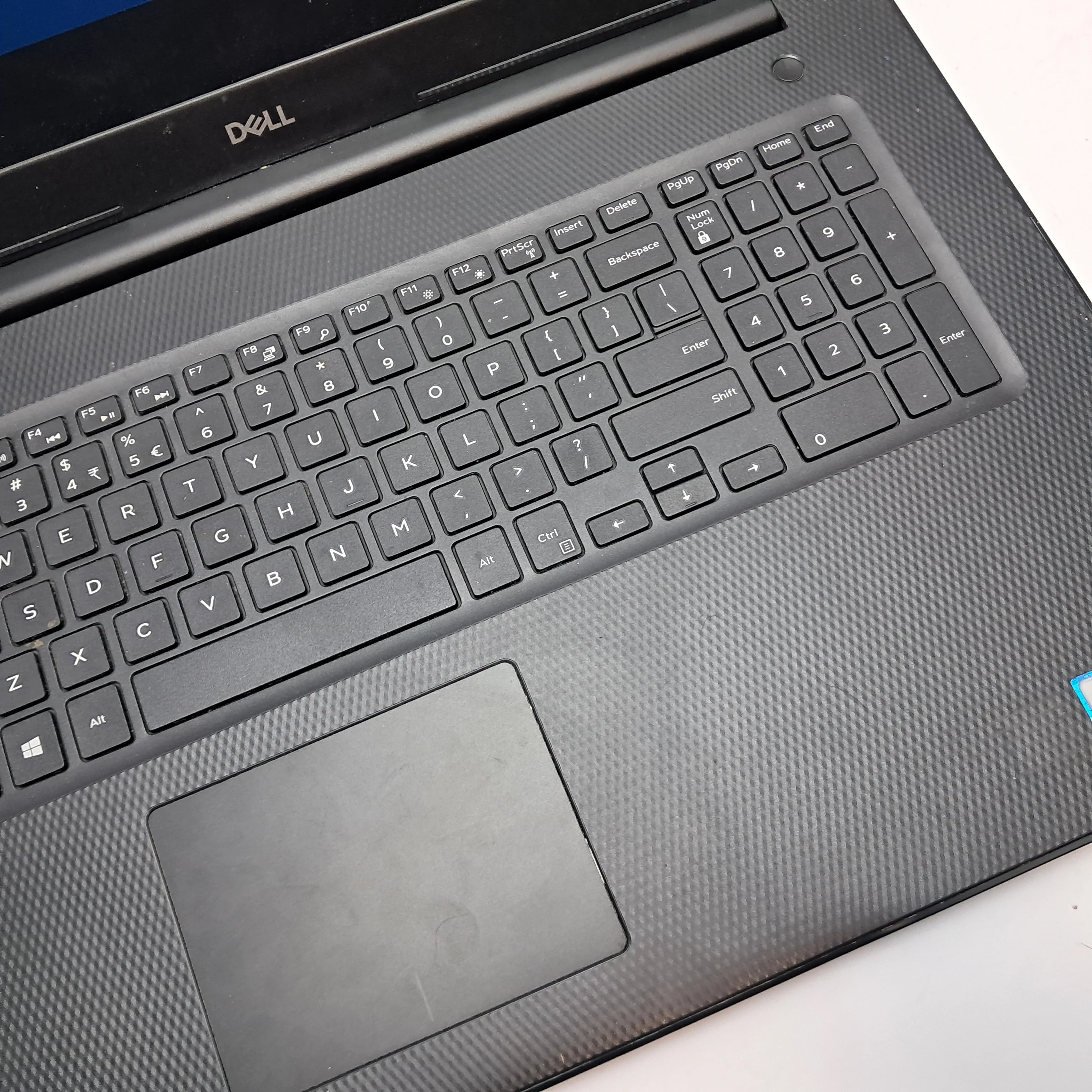 laptop-dell-inspiron-p35e-stan-11323-2