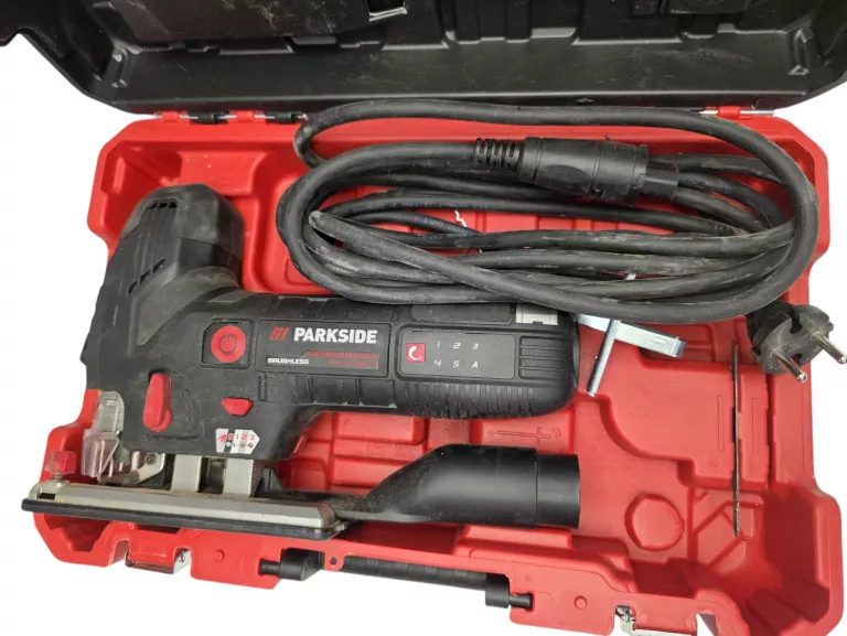 wyrzynarka-parkside-ppstka-550-a1-walizka-zasilanie-209202-1769478