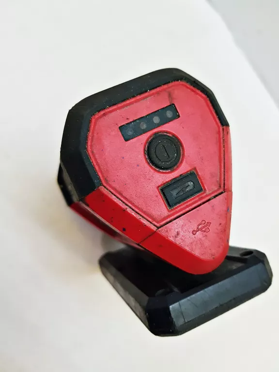 lampa-magnetyczna-milwaukee-m12-pal-aku-30ah-marka-248811-951033