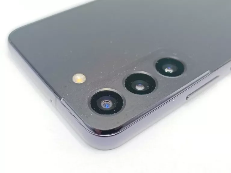 samsung-galaxy-s22-8128gb-kod-producenta-sm-s901bzkdeue