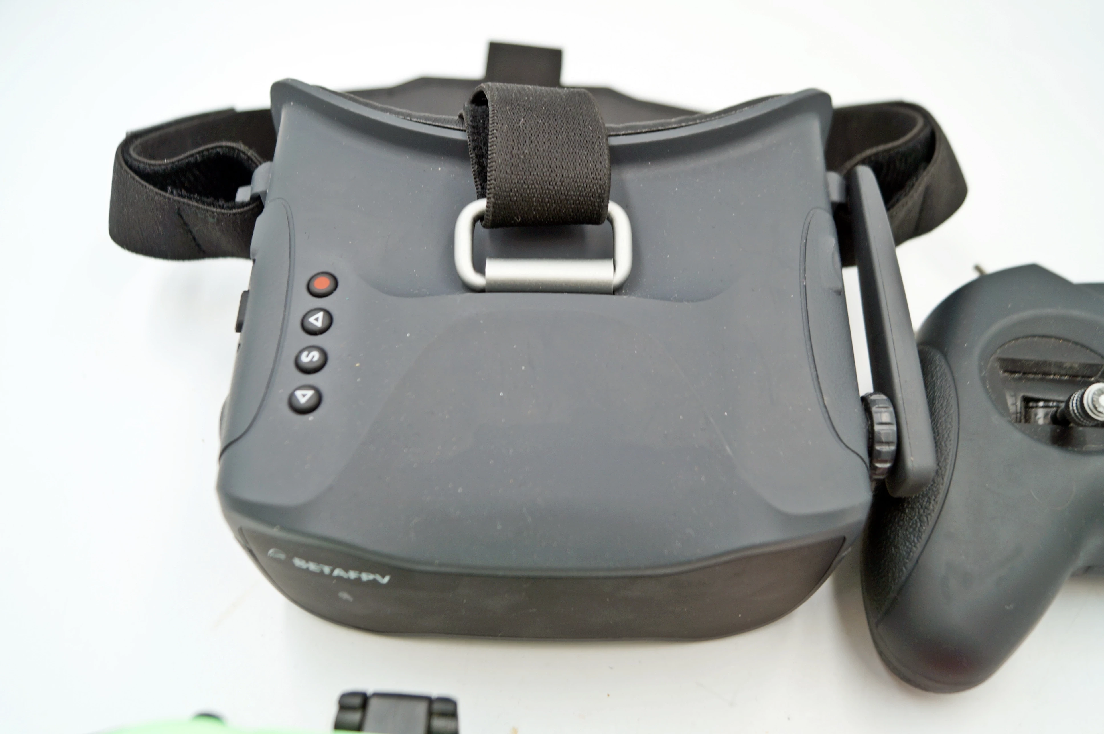 duzy-zestaw-akcesoriow-do-drona-stan-11323-2036072