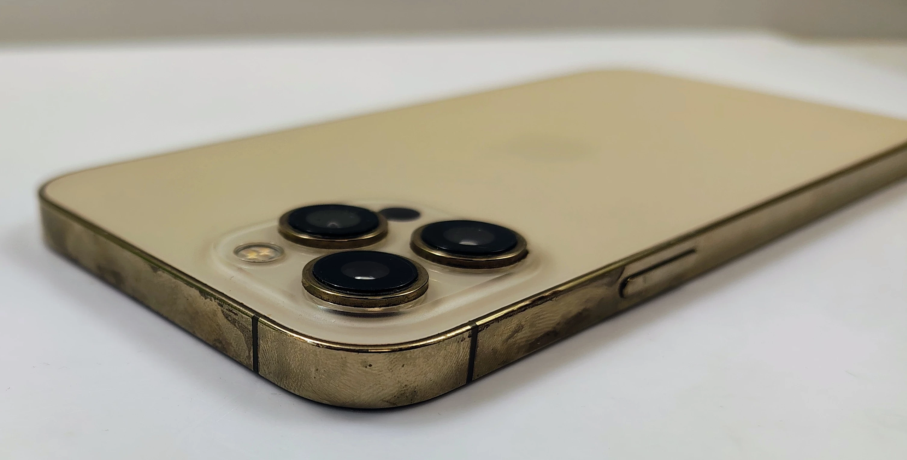 telefon-iphone-12-pro-max-128gb-78-stan-11323-2