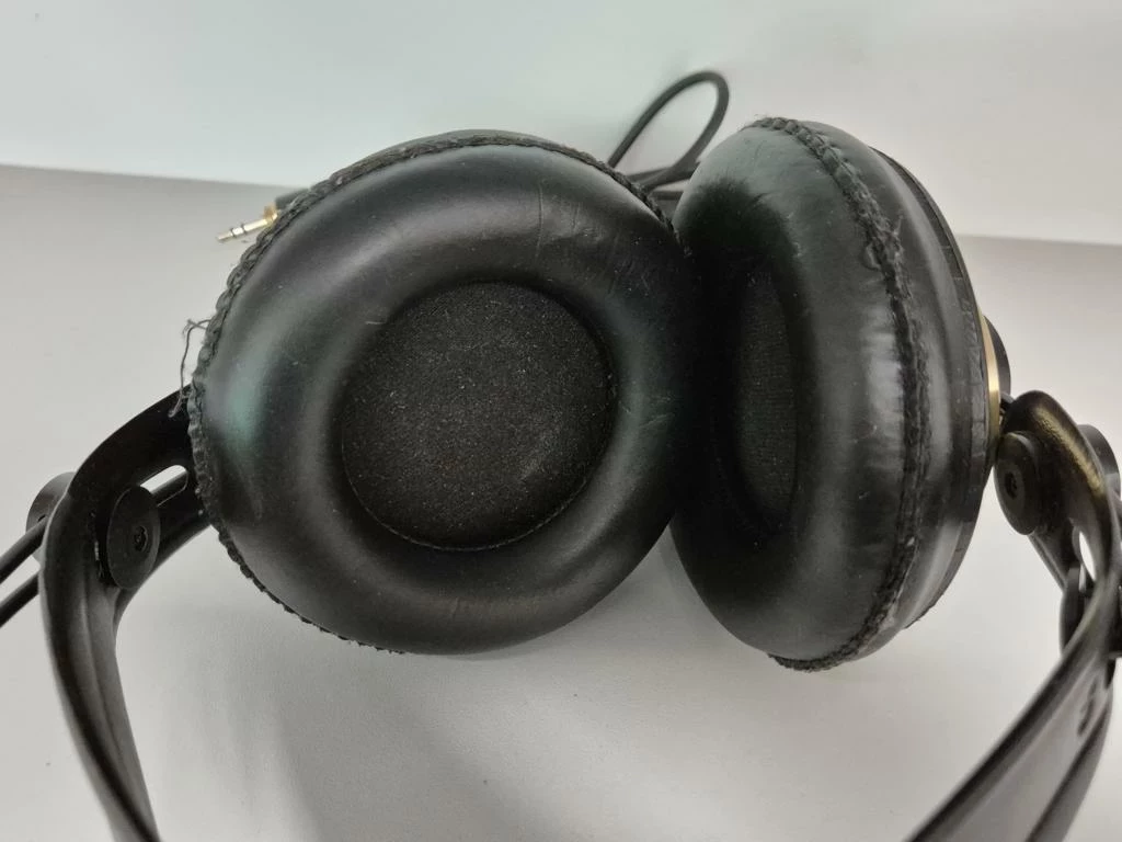 sluchawki-studyjne-akg-k240-kod-producenta-akg-k240-studio