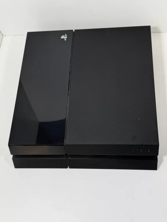 konsola-ps4-500gb-2-pady-okabl-ean-gtin-4260122883837