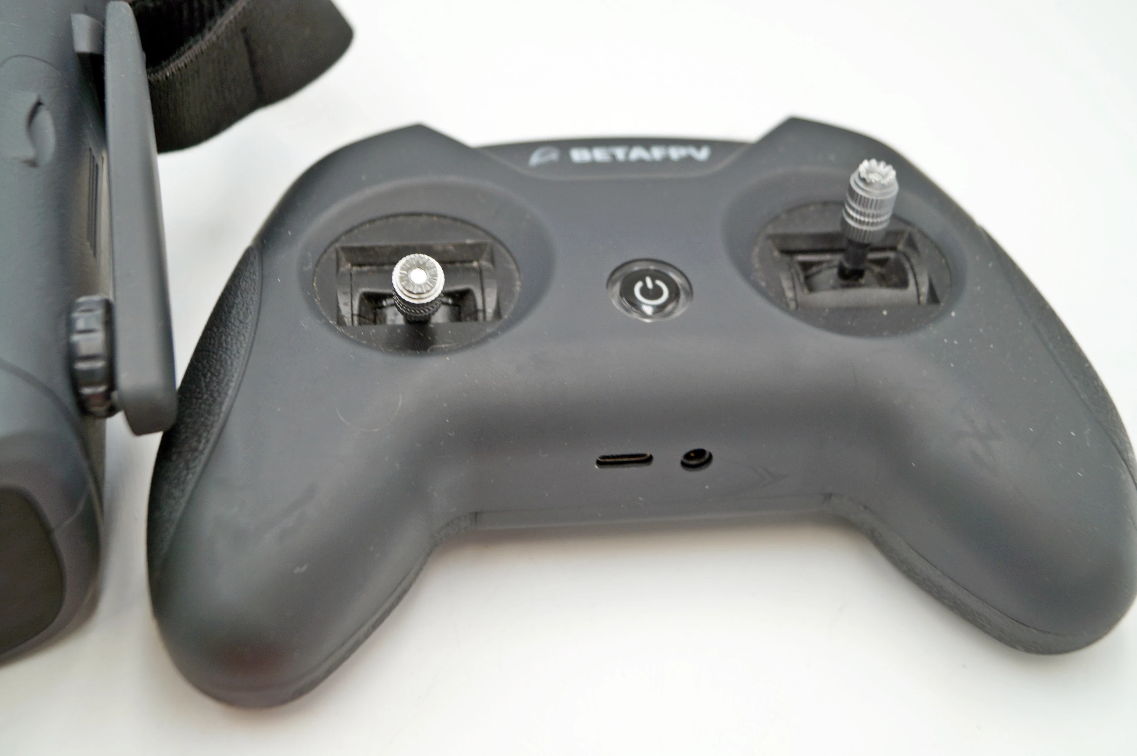 duzy-zestaw-akcesoriow-do-drona-marka-248811-958954