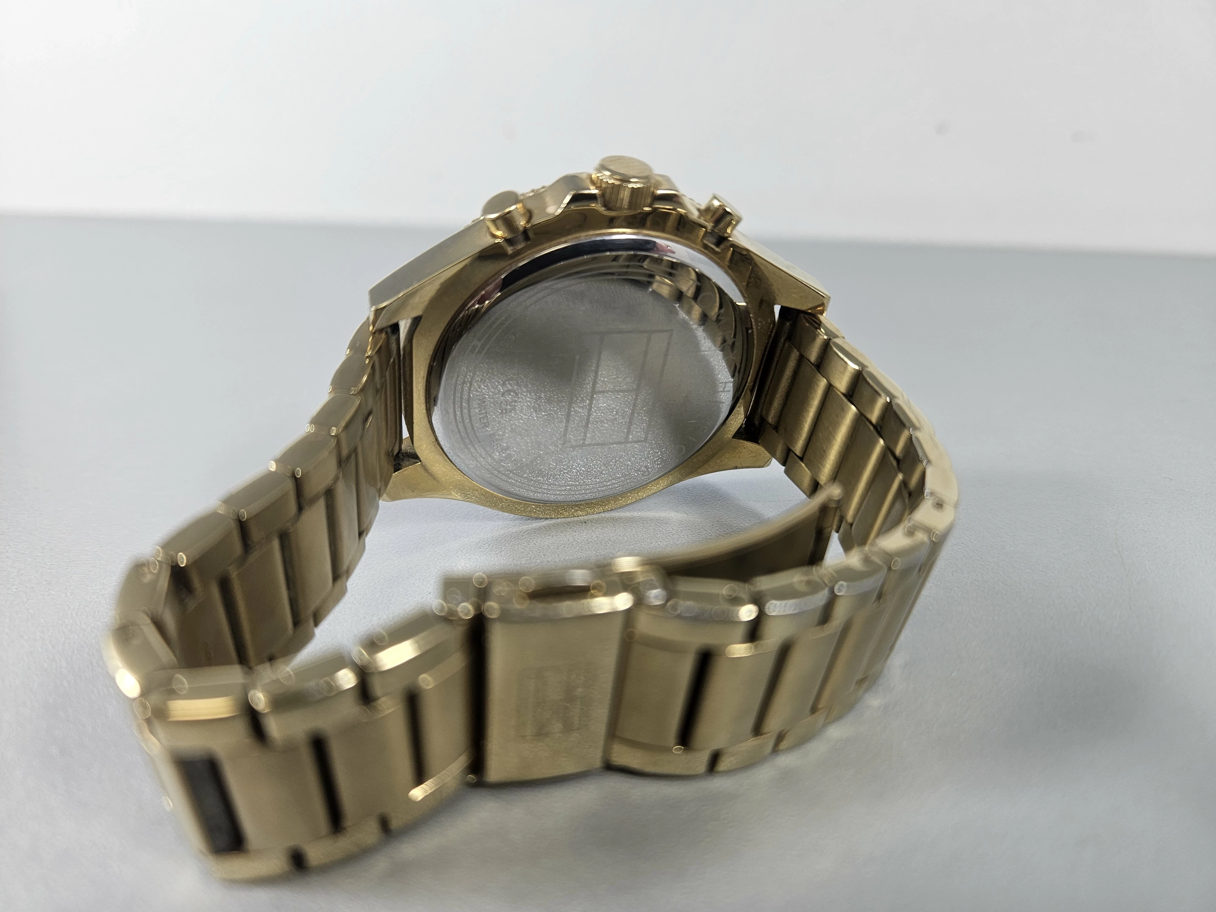 zegarek-tommy-hilfiger-4401963170-zlota-bransoleta-stan-11323-2