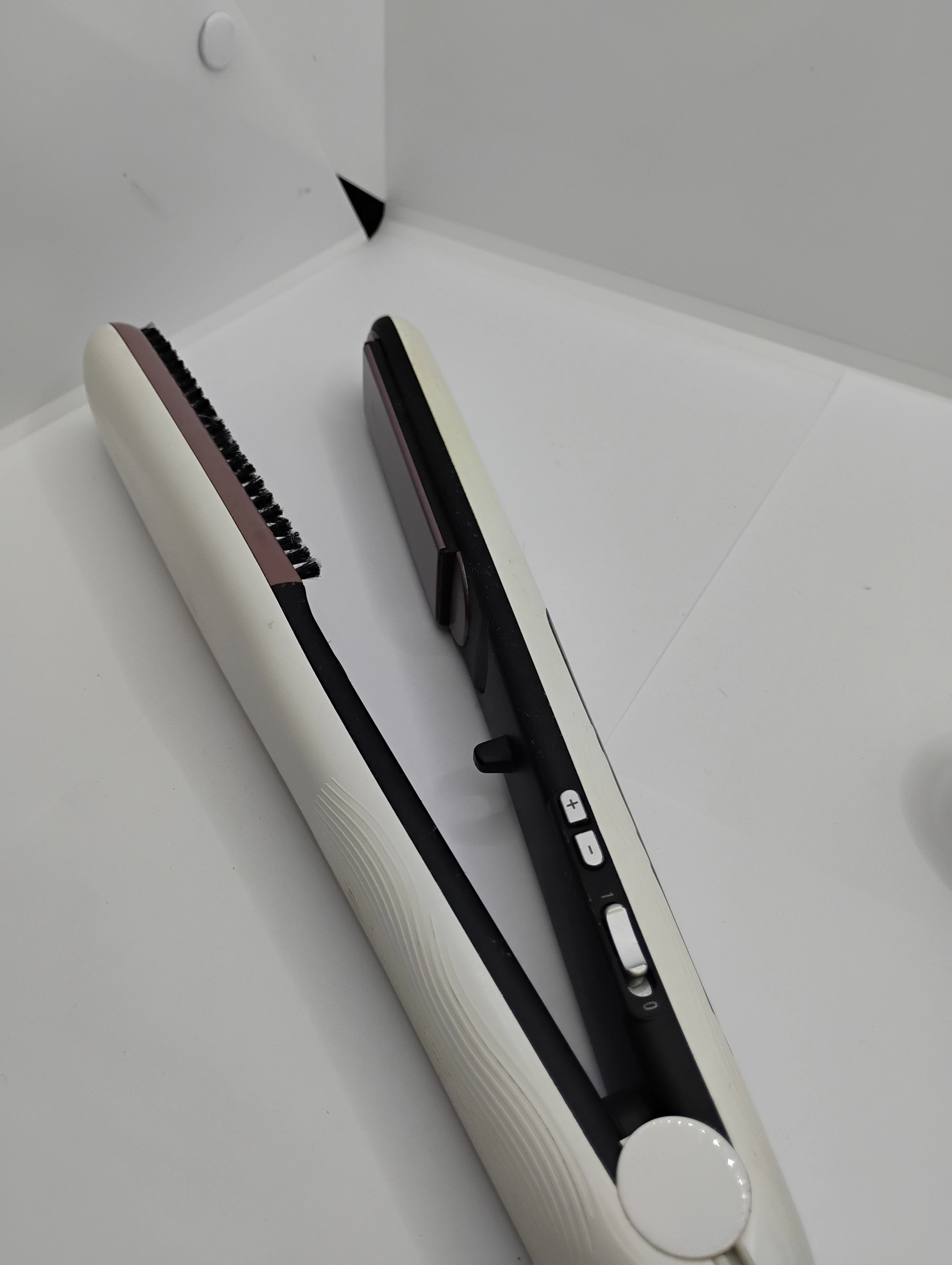 prostownica-do-wlosow-rowenta-brushstraight-sf7510-stan-11323-2