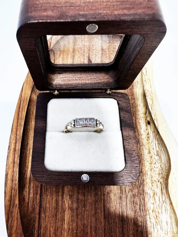 zloty-pierscionek-585-237g-r19-rodzaj-2205-2