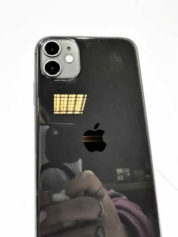 telefon-apple-iphone-11-4gb64gb-73-pudelko-stan-11323-2