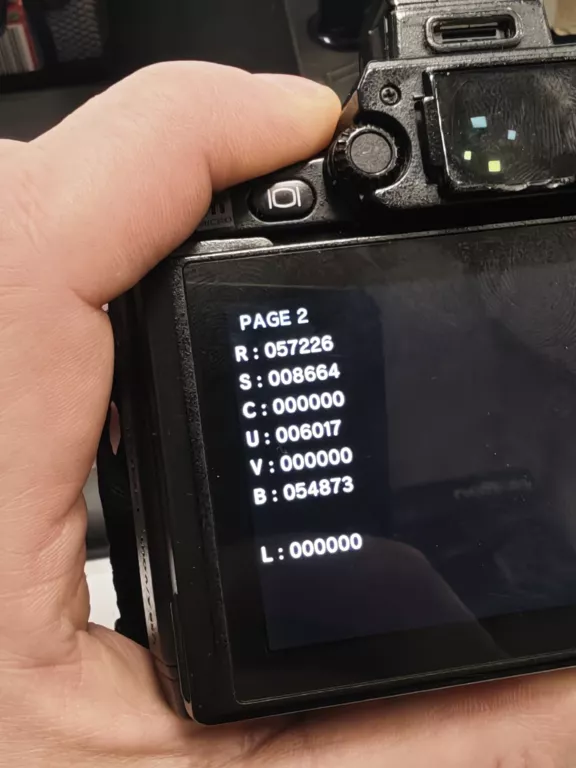 aparat-olympus-om-d-e-m1-zuiko-14-150mm-4-56-ii-wizjer-206922-228854