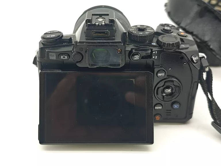 aparat-olympus-om-d-e-m1-zuiko-14-150mm-4-56-ii-rozdzielczosc-1600