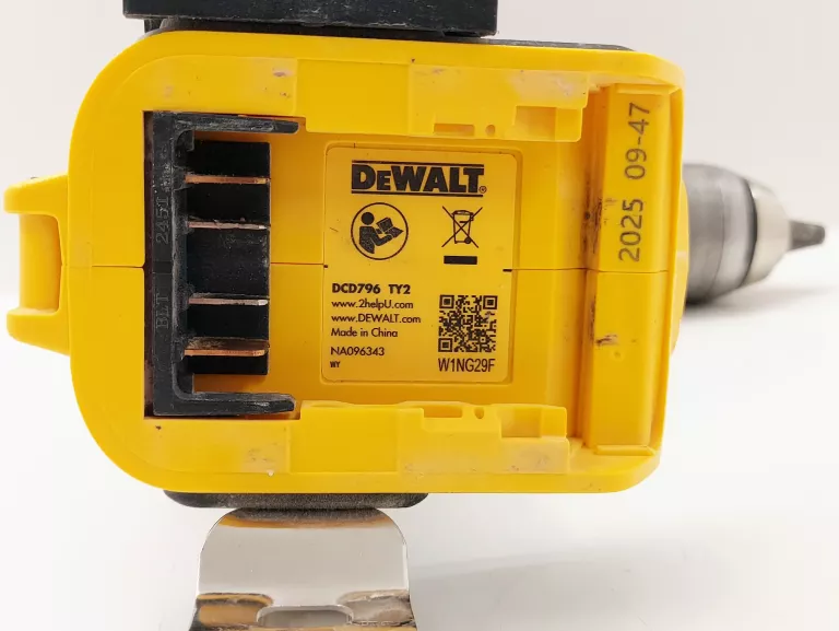 wkretarka-dewalt-dcd796-akumulator-dcb184-5ah-ladowarka-dcb115-kod-producenta-dcd796n