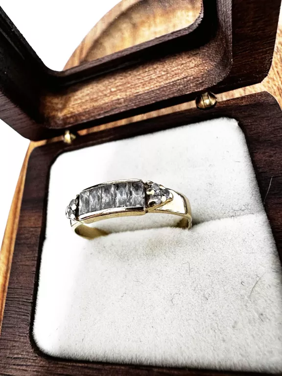 zloty-pierscionek-585-237g-r19-material-15835-2