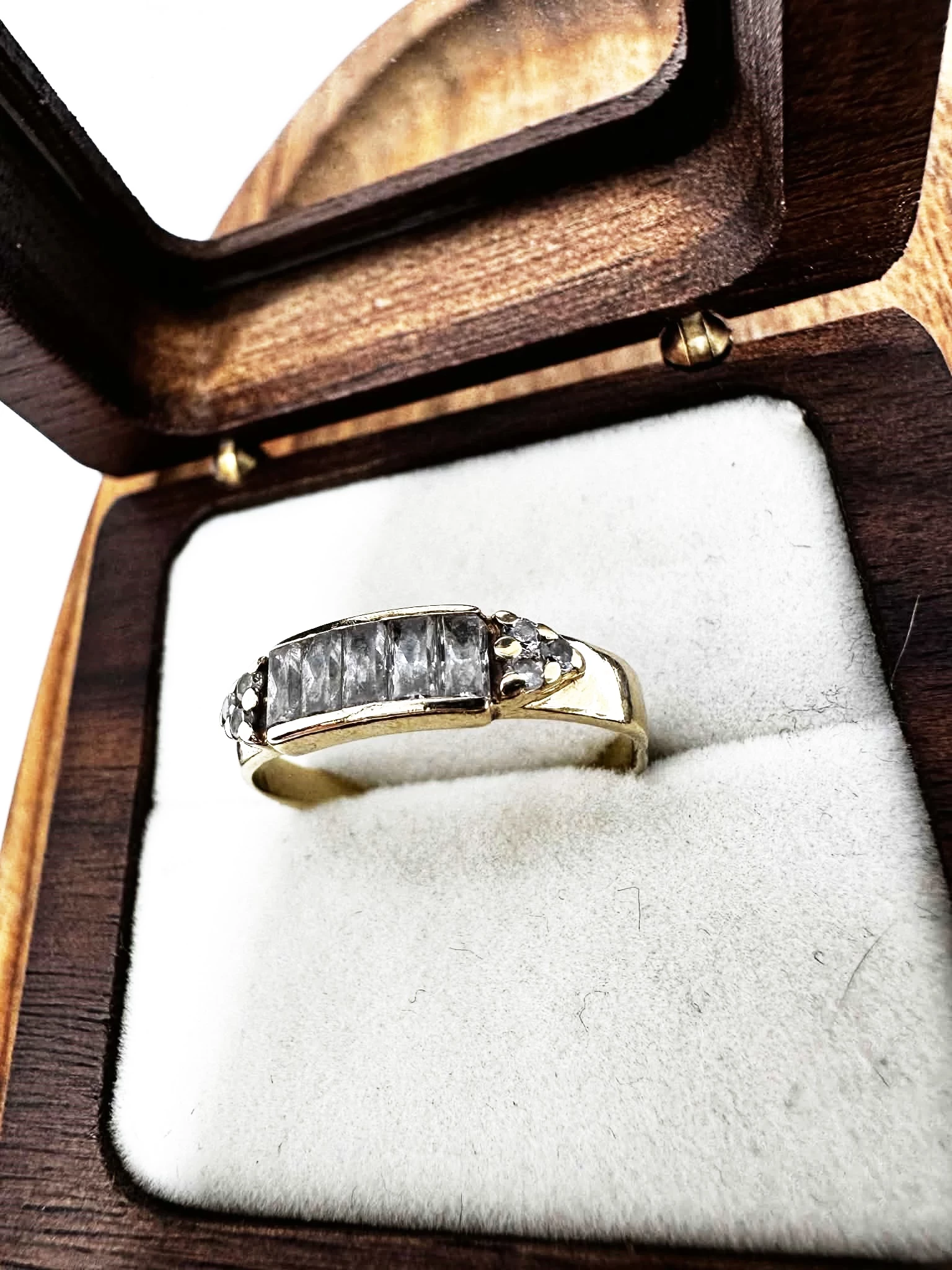 zloty-pierscionek-585-237g-r19-material-15835-2