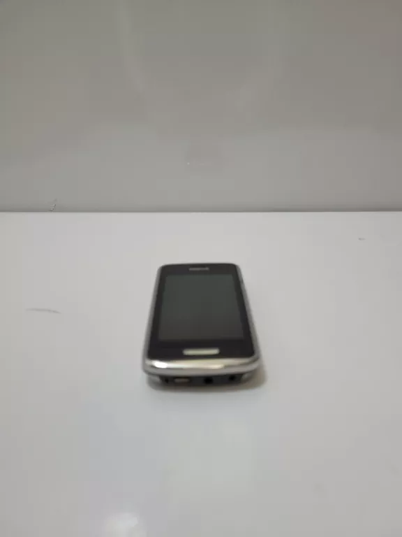 telefon-nokia-rm-718-typ-202685-212933