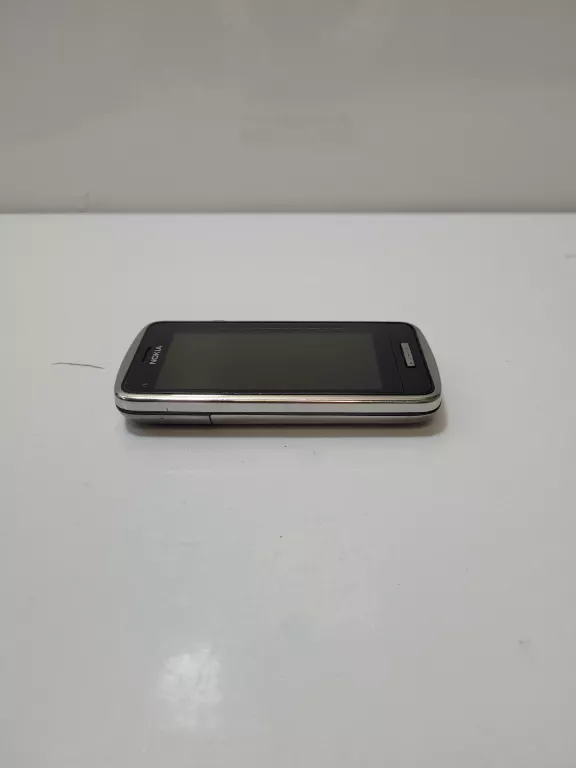 telefon-nokia-rm-718-przekatna-ekranu-320