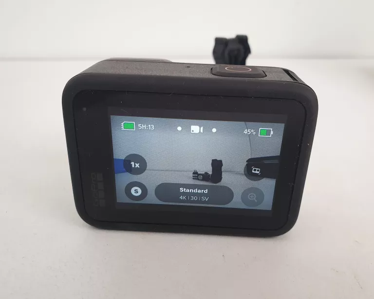 kamera-go-pro-hero-10-black-komplet-rozdzielczosc-2300