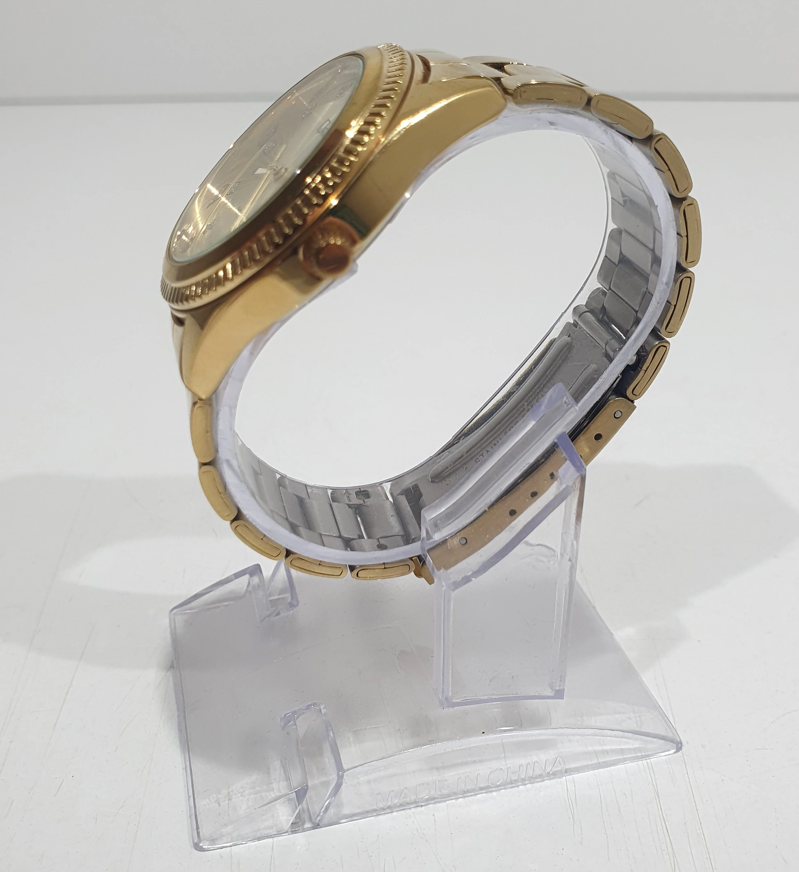 zegarek-qq-zloty-damski-rodzaj-129220-1