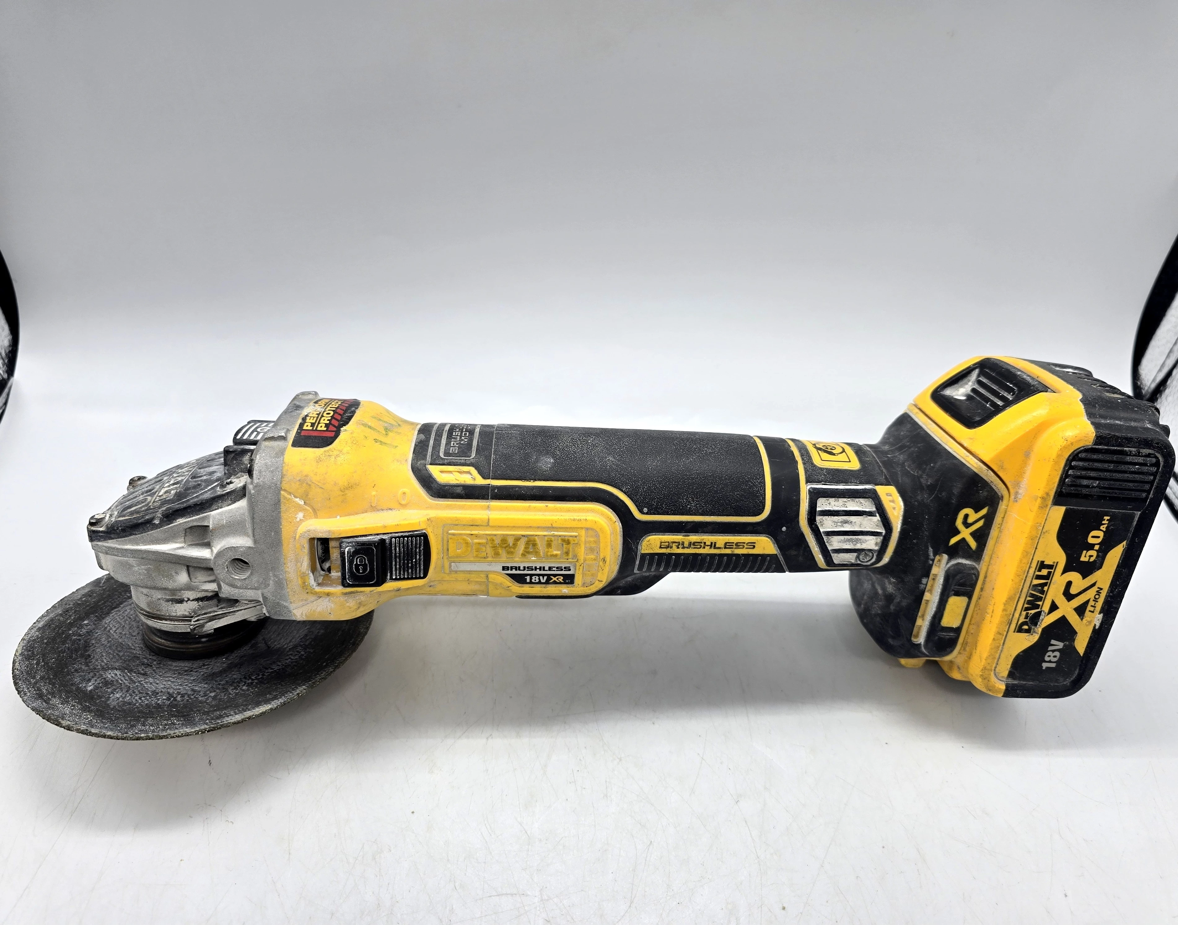 szlifierka-katowa-dewalt-dcg405n-stan-11323-2