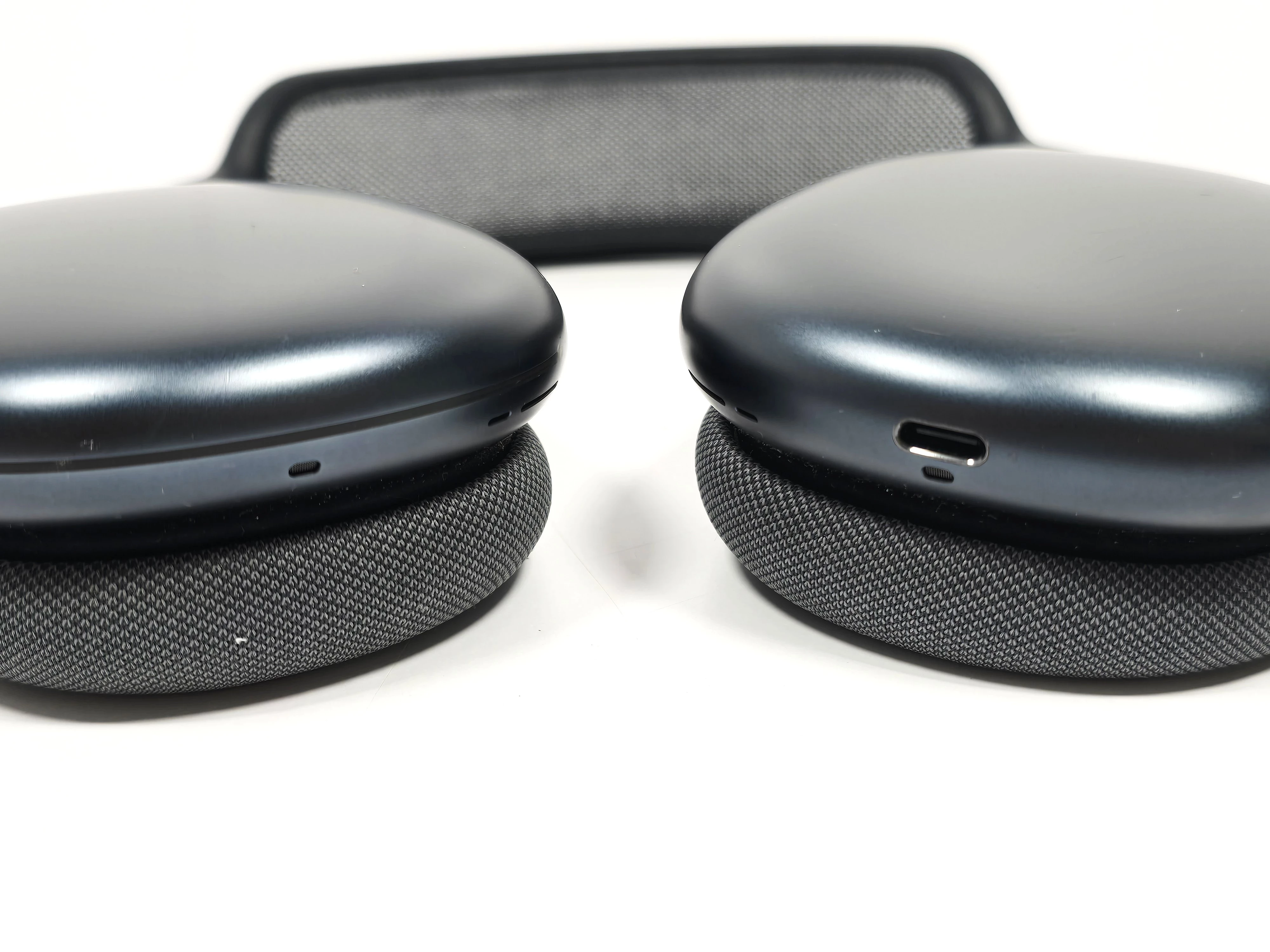 sluchawki-bezprzewodowe-nauszne-apple-airpods-max-kod-producenta-mww43zma